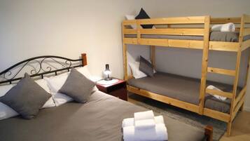 2 bedrooms, iron/ironing board, WiFi, bed sheets