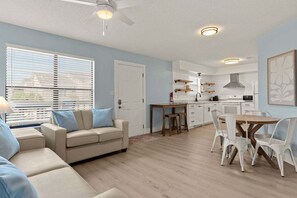 TV - ✨Walk 2 Beach~ Jetty Retreat✨ (Destin)