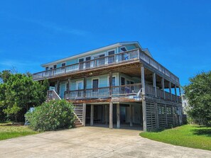 Exterior - BYUNA VISTA - 6 BR Oceanside Home w/Private Pool, Only 3 Lots from Beach Access (Southern Shores)