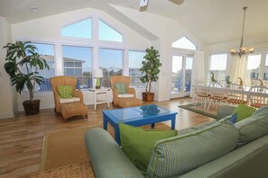 TV, table football - BYUNA VISTA - 6 BR Oceanside Home w/Private Pool, Only 3 Lots from Beach Access (Southern Shores)