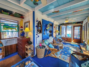Interior - Sea Spray - Classic Flat Top Beach Cottage - Just 60 Yards to Beach Access (Southern Shores)