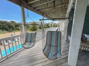 Terrace/patio - DOLPHIN DUNES - 7 BR Oceanside Retreat In DUCK - Pool, Dogs allowed (Duck)