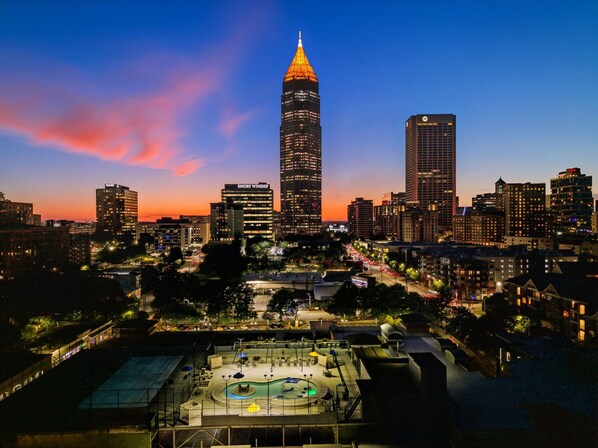 Imagen sin descripción, 1 de 33, botón