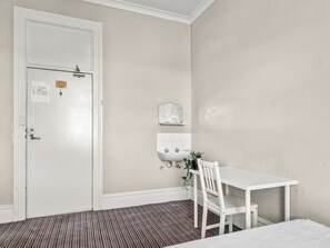 เบสิกสตูดิโอ, วิวเมือง