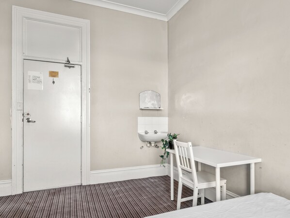 Basic Studio, City View