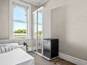 เบสิกสตูดิโอ, วิวเมือง