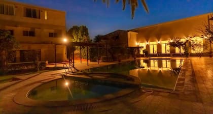 Aureva Raj Bagh Retreat
