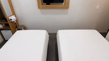 Deluxe Twin Room | Premium bedding, free WiFi, bed sheets