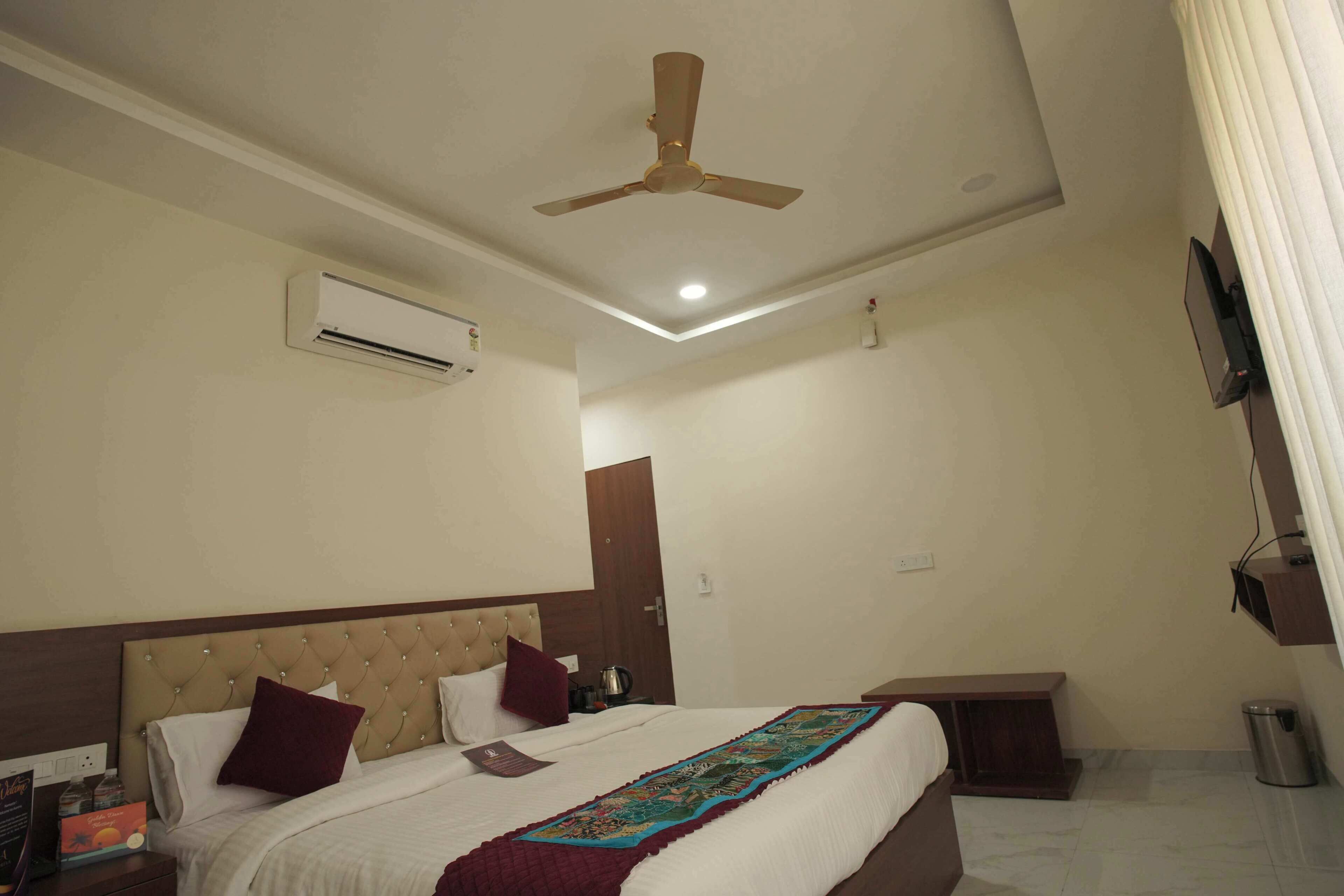 Quarto luxo | Escrivaninha, espaço de trabalho para notebook