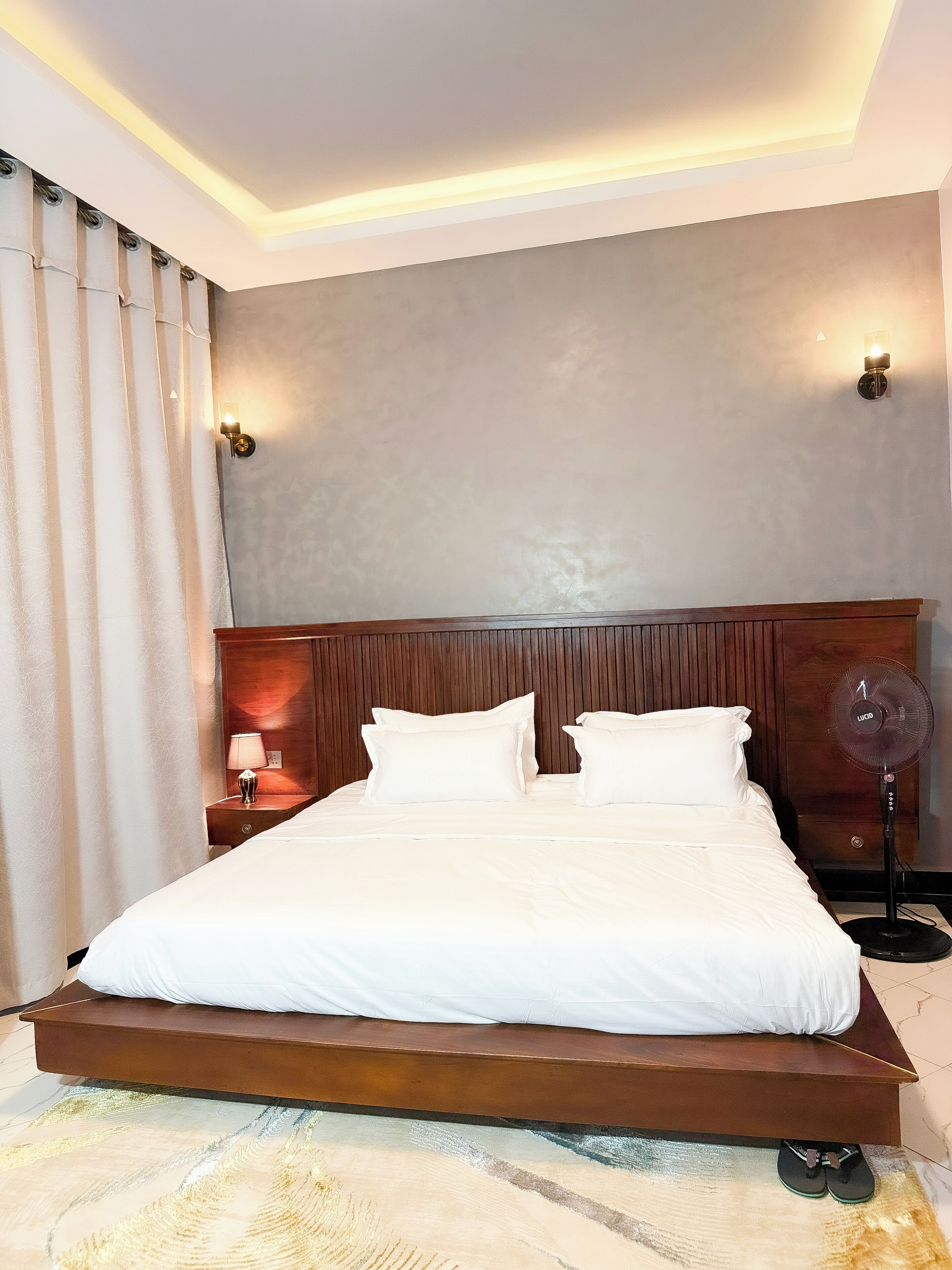 1 bedroom, iron/ironing board, internet, bed sheets