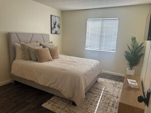 Unclassified image, 5 of 16, button - Private Comfy Home near ASU & PHX Airport (Tempe)