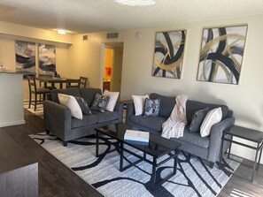 Unclassified image, 4 of 16, button - Private Comfy Home near ASU & PHX Airport (Tempe)