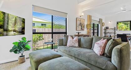 Whitfield Garden Townhouse BBQ WiFi