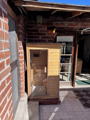 Exterior detail - Desert Serenity Private Patio Mountain View 1BR (Tucson)