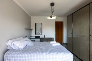 4 bedrooms, iron/ironing board, free WiFi, bed sheets - HOUSE CERVANTES SALOBRENA (Salobreña)