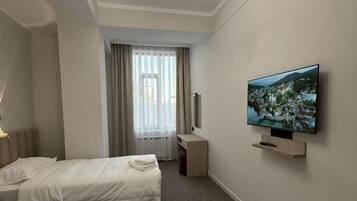 Standard Twin Room, City View