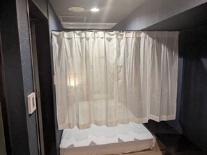 Gambar tidak terklasifikasi, 5 dari 14, tombol