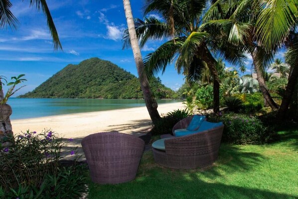 Villa luxueuse, vue sur la mer | Plage | Sur la plage, sable blanc