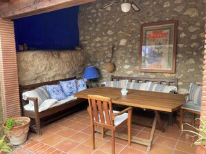 Outdoor dining - The Umbria - family room (BENISSIVÀ)