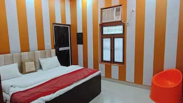 Habitación doble | Escritorio, sistema de insonorización, wifi gratis