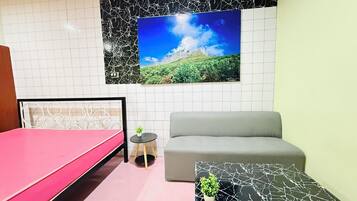 Habitació bàsica, 1 llit de matrimoni gran, aire condicionat | Wifi gratuïta