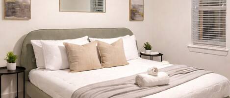 1 bedroom, iron/ironing board, Internet, bed sheets