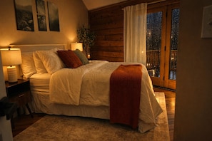 3 bedrooms, free WiFi, bed sheets - Architectural Hexagon Cabin • Modern Cozy Retreat (Pocono lake)