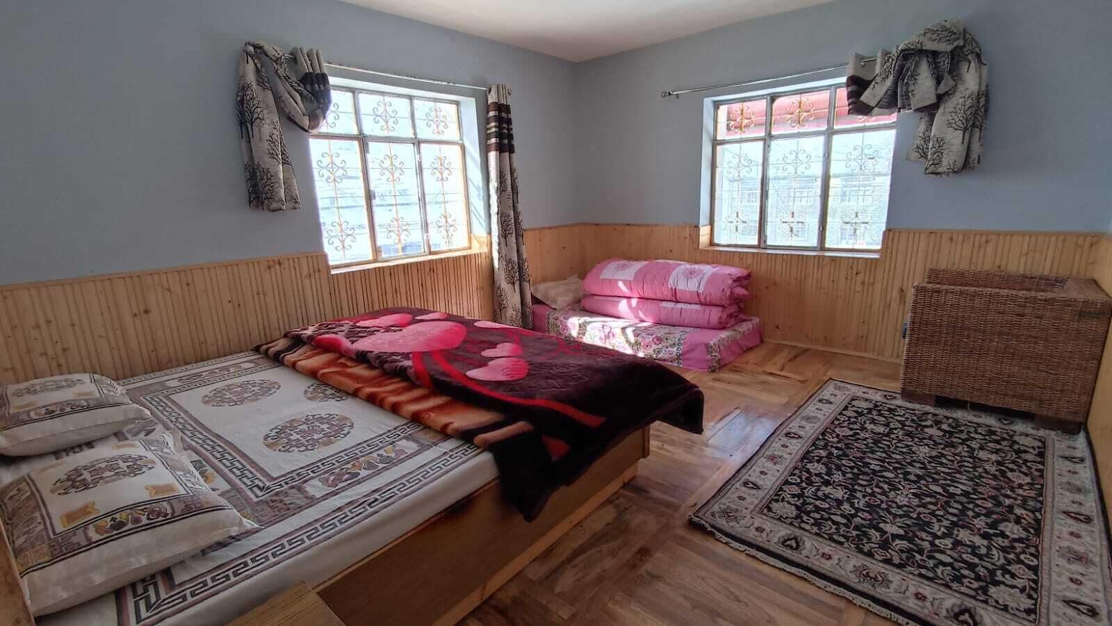 Deluxe Room | Free WiFi