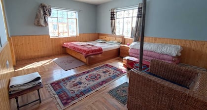 Juniper Home Kaza By Mountain Bee