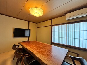 Dining - Not yet set as it is being prepared for release (福岡市中央区白金１丁目)