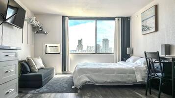 1 bedroom, iron/ironing board, WiFi, bed sheets