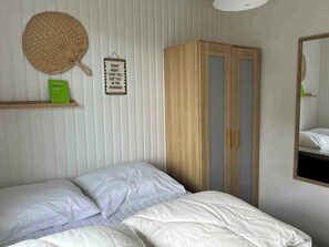 3 slaapkamers, een strijkplank/strijkijzer, gratis wifi