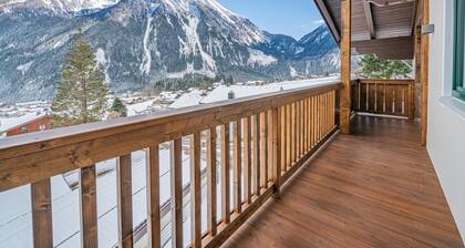 Alpenblick-Ferienwohnung mit Wasserfallblick