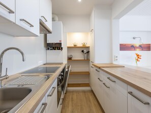 Fridge, microwave, oven, dishwasher - Stunning apartment with phenomenal sea view (Middelkerke)