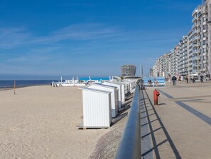 Beach nearby - Stunning apartment with phenomenal sea view (Middelkerke)