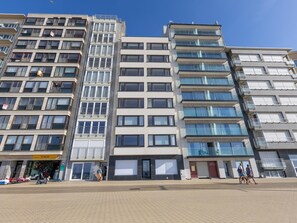 Exterior - Stunning apartment with phenomenal sea view (Middelkerke)