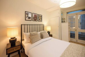 2 bedrooms, WiFi, bed sheets - The Albion Lower Apartment (London)