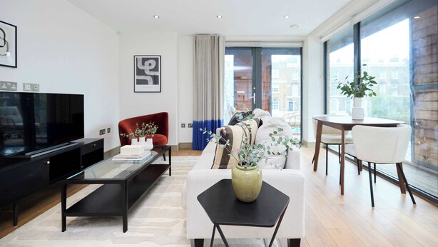 Living area - The Penny Court Apartment (London)