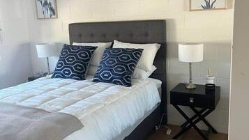 1 bedroom, iron/ironing board, WiFi, bed sheets