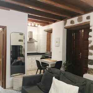 TV - Vivienda Vacacional Casa Lola (Tazacorte)