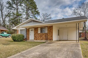 Unclassified image, 4 of 24, button