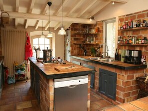 Villa | Dapur peribadi | Bekalan pembersihan 