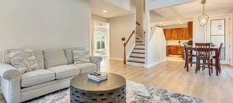 Outdoor Kitchen! Spacious Stone Mountain Retreat