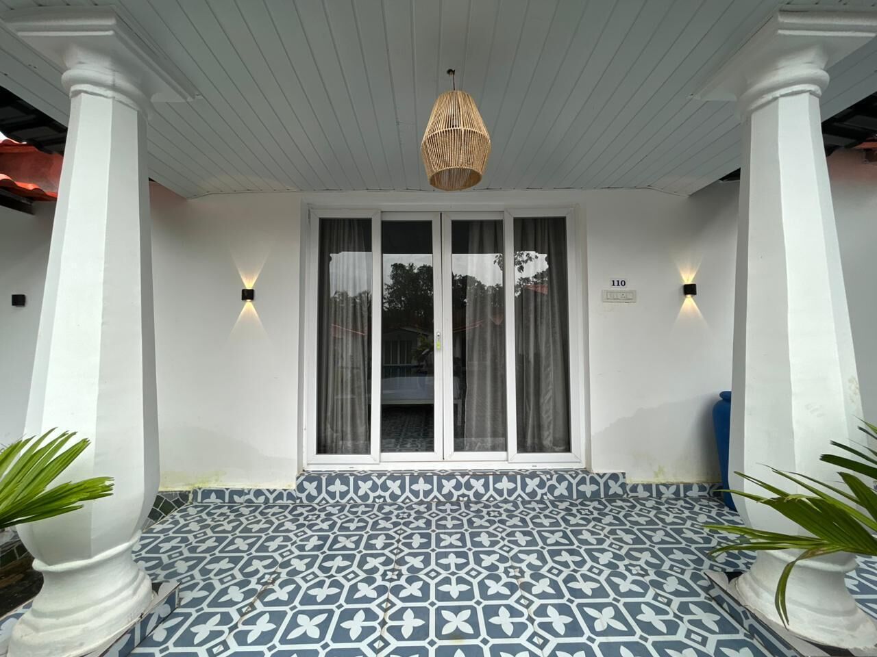 Phòng đôi tiện nghi đơn giản, ban công, quang cảnh hồ bơi | Truy cập Internet không dây miễn phí 