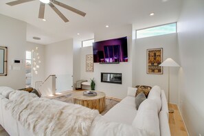TV, fireplace, books - Sunnyside View: ABQ Home Near Old Town & BioPark! (Albuquerque)