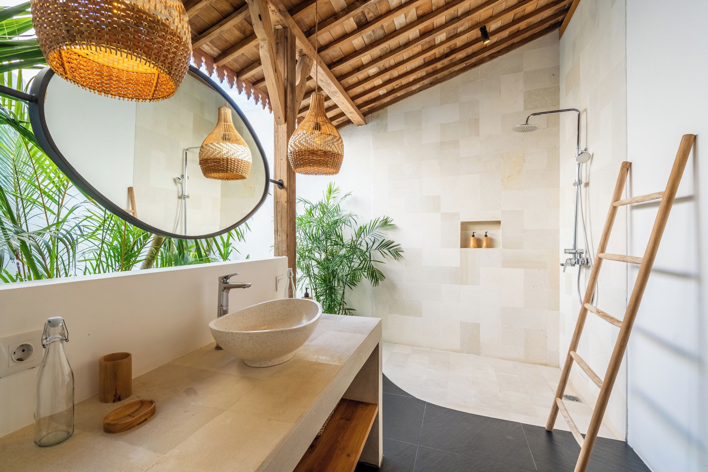 Dusche, Haartrockner, Bidet, Handtücher