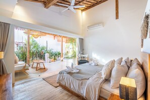 4 bedrooms, in-room safe, travel cot, free WiFi - Tropical paradise - 4bdrs villa in Bingin Beach (Kabupaten Badung)