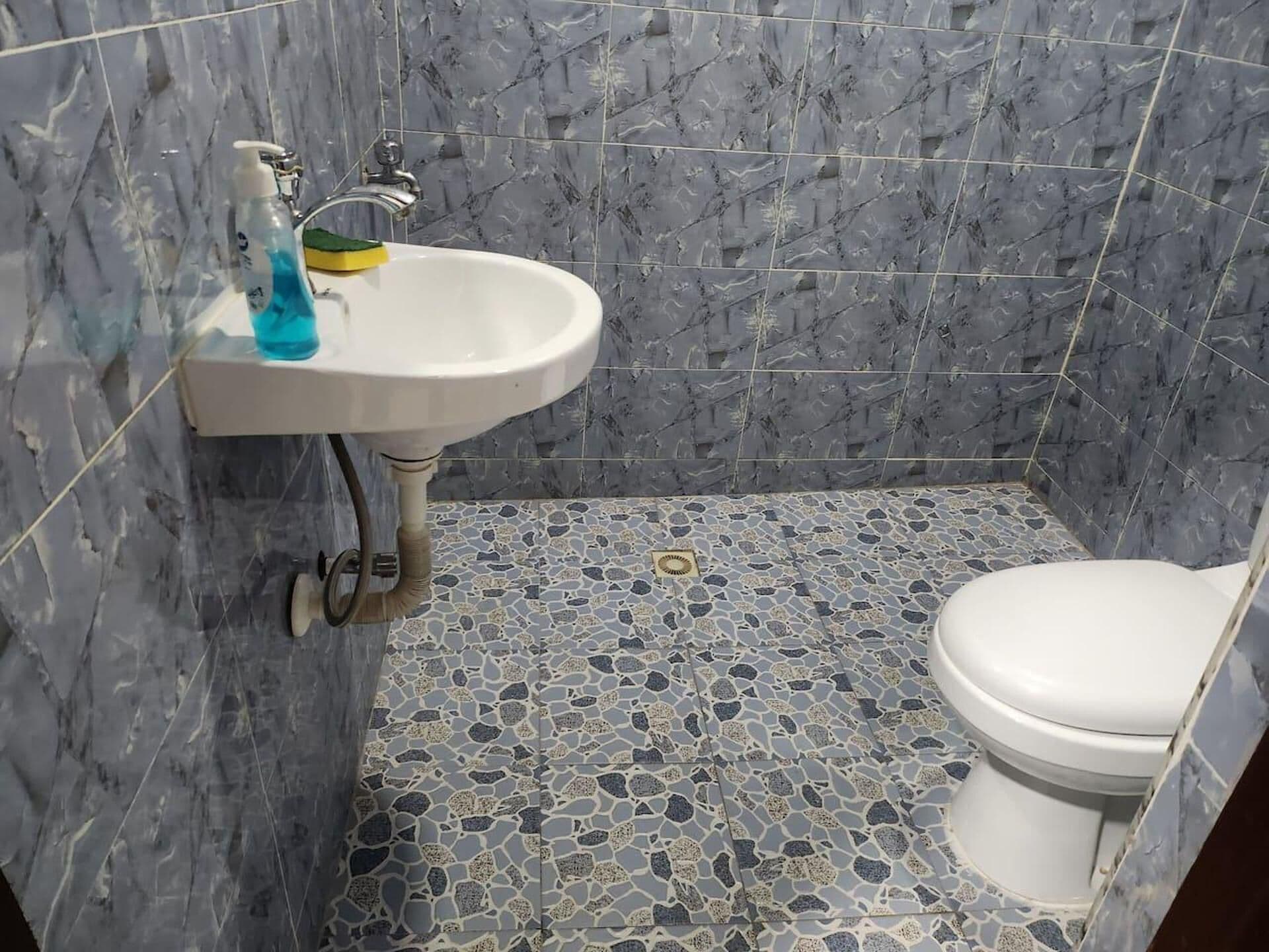 Douche, serviettes fournies
