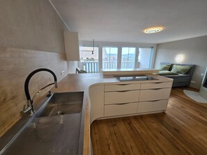 Nicht klassifiziertes Bild, 5 von 28, Schaltfläche