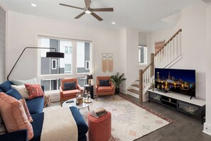 Unclassified image, 3 of 26, button - Retro East Nashville townhouse, neon sign, king suites, sleeps 10 (Nashville)